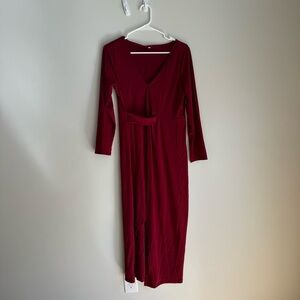 Elegant Burgundy Long Sleeve Dress